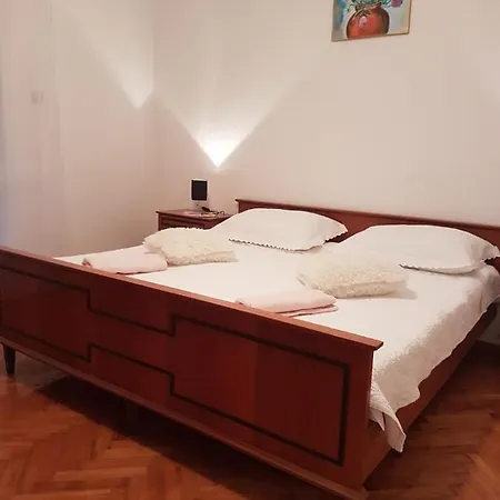 Apartman Nikol I Petra, 50m From The Beach Apartamento *
