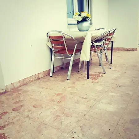 Apartment Apartman Nikol I Petra, 50m From The Beach