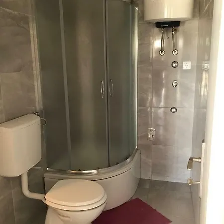 Apartman Nikol I Petra, 50m From The Beach * Bibinje